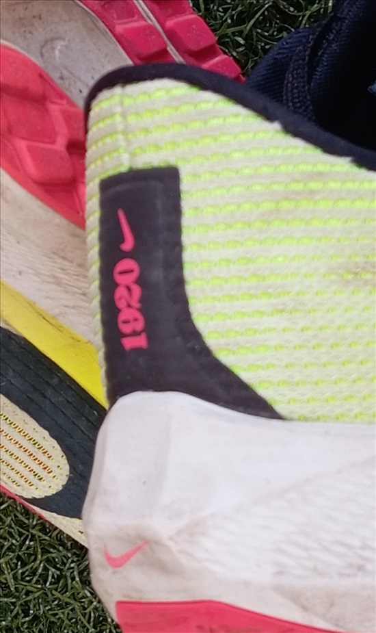 תמונה 3 ,נעלי ספורט, נעלי ריצה Nike Air למכירה בחיפה ציוד ספורט  ביגוד ונעליים מקצועיות