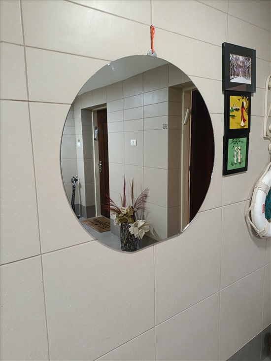 תמונה 2 ,מראה עגולה כתומה 75 ס"מ למכירה ב100 ריהוט  מראה