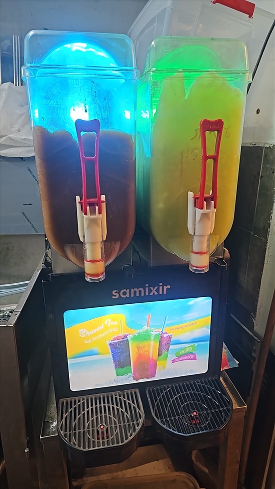 תמונה 1 ,מכונת ברד 2 תאים למכירה בירושלים ציוד לעסקים  מכונת שתייה