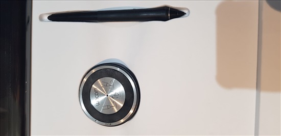 תמונה 2 ,לוח גרפי Wacom intuos pro L למכירה בחיפה מחשבים וציוד נלווה  שונות