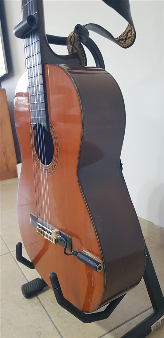 תמונה 2 ,גיטרה קלאסית ימהה Cg-120 למכירה בחיפה כלי נגינה  גיטרה קלאסית