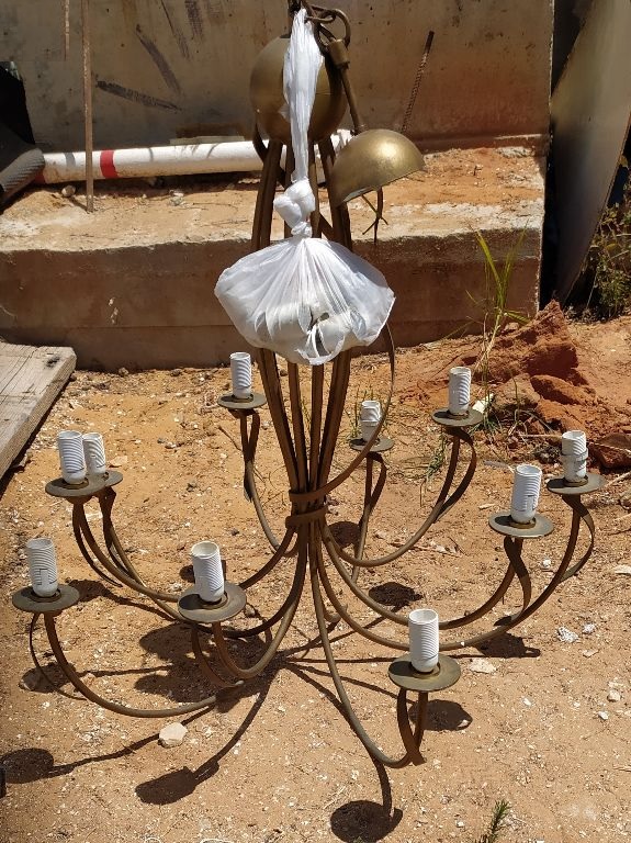 תמונה 3 ,נברשת למכירה בפתח תקווה לבית  אחר