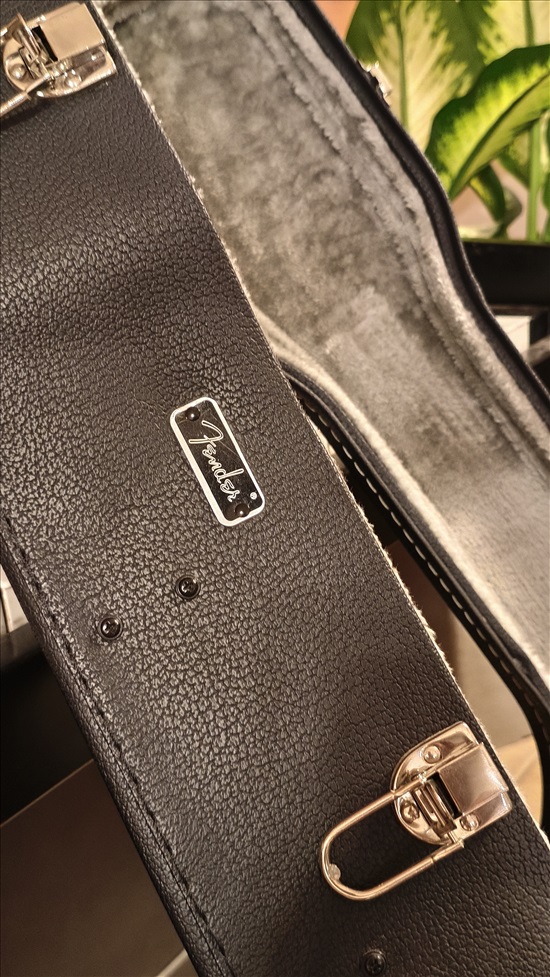 תמונה 9 ,גיטרה אקוסטית מוגברת Fender למכירה בירושלים כלי נגינה  גיטרה אקוסטית