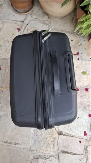 תמונה 6 ,מזוודה גדולה 67/49/30 למכירה ברמת גן למטייל ולמתגייס  מזוודות ותיקים