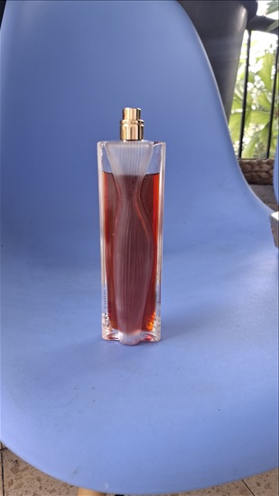 תמונה 6 ,בושם GIVENCHY ( חסר פקק) למכירה ברמת גן קוסמטיקה וטיפוח  אחר