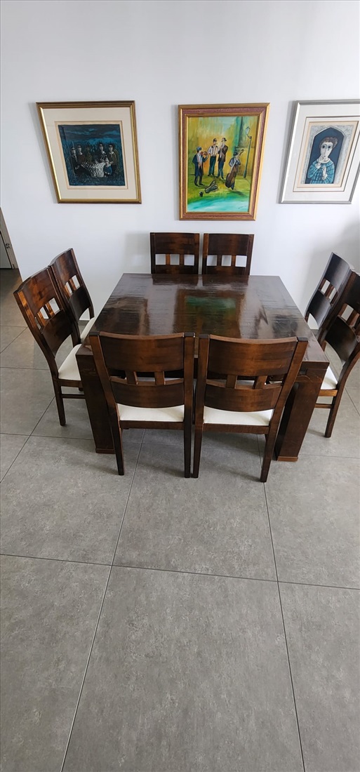 תמונה 1 ,פינת אוכל מעץ מלאה פלוס 8 כסאו למכירה בהרצליה ריהוט  פינת אוכל