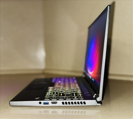 תמונה 4 ,Acer: Predator Triton 300SE למכירה בלוד מחשבים וציוד נלווה  מחשב נייד