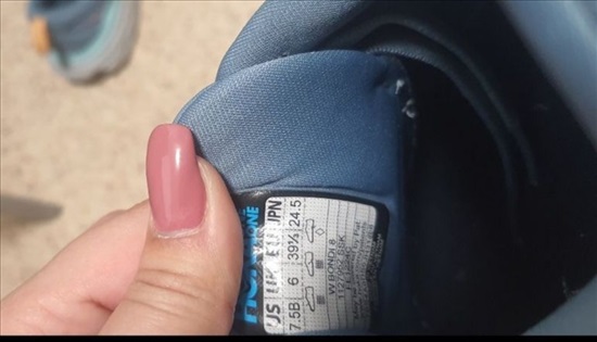 תמונה 2 ,הוקה בונדי 8 למכירה בנתניה ביגוד ואביזרים  נעלי ספורט
