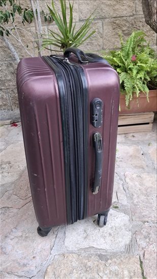 תמונה 6 ,מזוודה קטנה-בינונית 56/38/27 למכירה ברמת גן למטייל ולמתגייס  מזוודות ותיקים