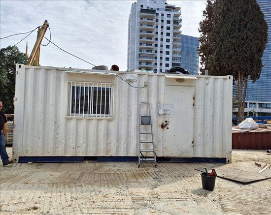 תמונה 1 ,משרדית למכירה בפרדס חנה-כרכור ציוד לעסקים  מכולה