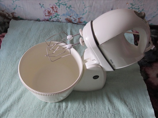 תמונה 2 ,מיקסר שולחני PHILIPS HR156/40. למכירה בKiriyat-Motskin מוצרי חשמל  בלנדר ומיקסר