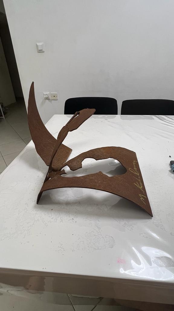 תמונה 8 ,מנשה קדישמן  למכירה בחולון אומנות  פסלים