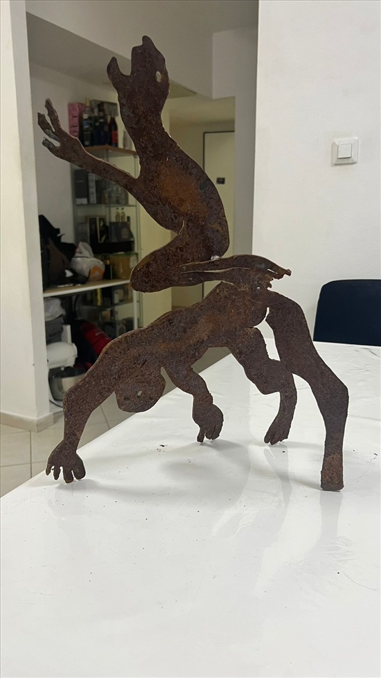 תמונה 9 ,מנשה קדישמן  למכירה בחולון אומנות  פסלים