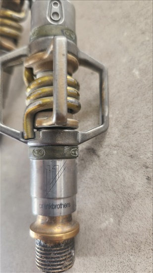 תמונה 2 ,crankbrothers eggbeater 11 למכירה ברמת גן אופניים  אופני הרים