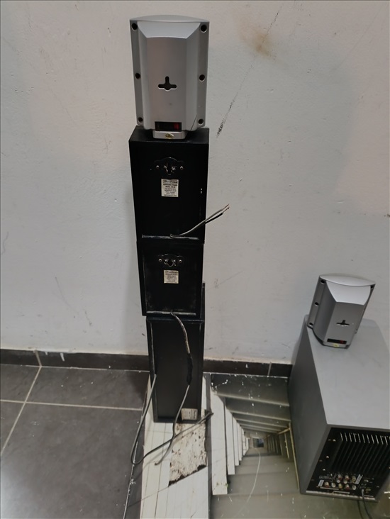 תמונה 3 , .5 רמקולים peerless למכירה בנשר סטריאו  אביזרים