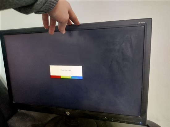 תמונה 1 ,מסך HP למחשב למכירה בטירת כרמל מחשבים וציוד נלווה  מסך מחשב
