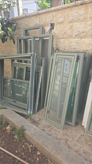 תמונה 1 ,חלונות למכריה  למכירה באבטין לבית  חלונות