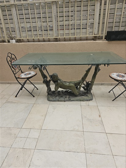 תמונה 1 ,שולחן וינטג' למכירה בתל אביב יפו תכולת דירה  שונות