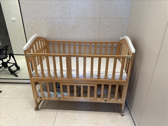 תמונה 2 ,מיטת עריסה ומעבר  למכירה בתל אביב ריהוט  מיטות