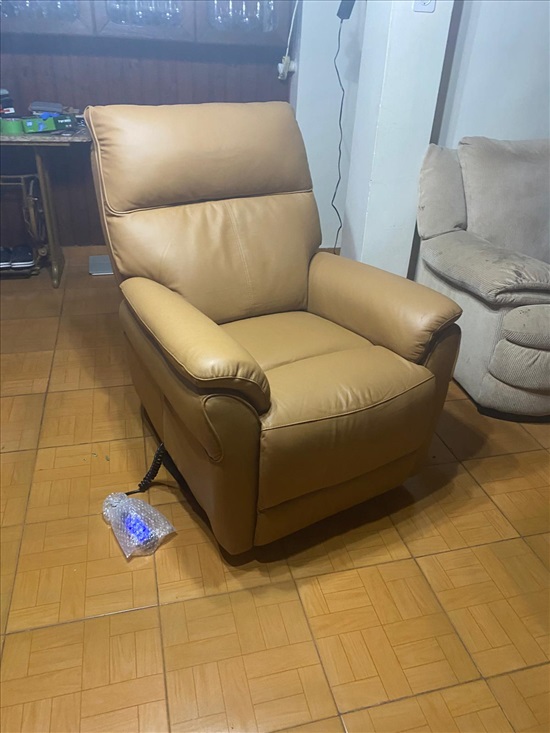 תמונה 1 ,כורסת טלוויזיה למכירה ברעננה ריהוט  כורסאות ומושבי עיסוי