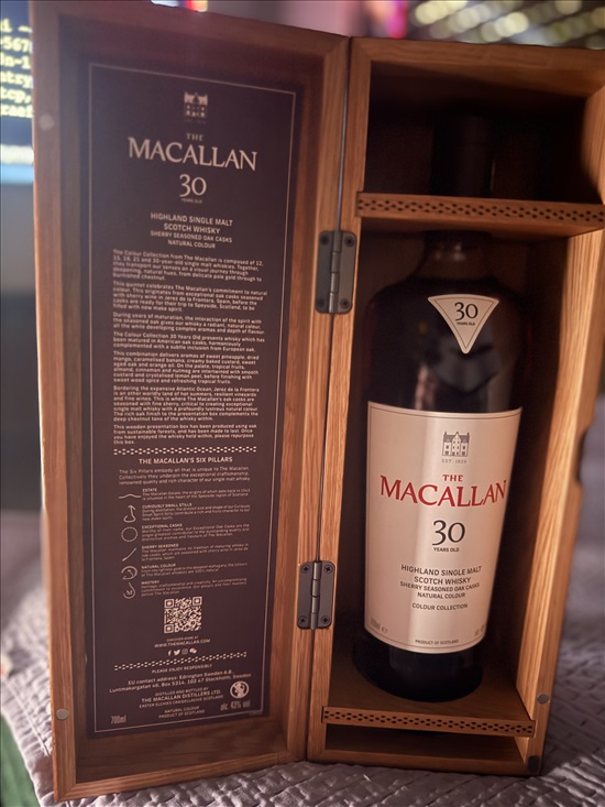 תמונה 2 ,Macallan 30 נדיר לאספנים למכירה בתל אביב אספנות  יינות
