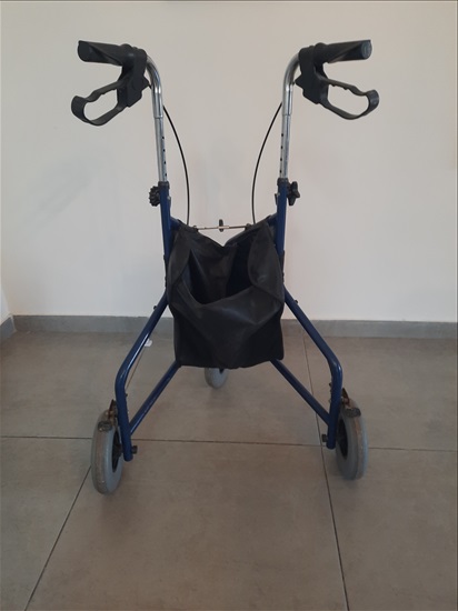 תמונה 4 ,הליכון שלוש גלגלים מיתקפל למכירה בבת ים ציוד סיעודי/רפואי  הליכון