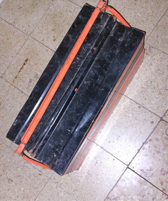 תמונה 3 ,ארגז כלים מתכת מתקפל 20x20x46  למכירה בהוד השרון כלי עבודה  ארגזי כלים