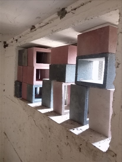 תמונה 5 ,משרביה חדש, אדום ושחור  20x15x למכירה בחיפה לגינה  ריהוט לגינה