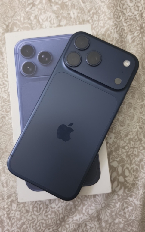 תמונה 3 ,iPhone 17 Pro Max 1TB כחול למכירה באום אל-קוטוף סלולרי  סמארטפונים