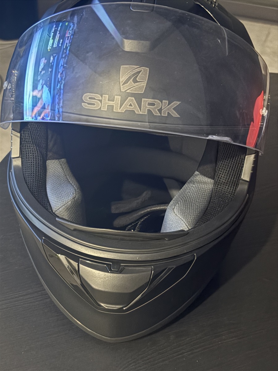תמונה 1, קסדת Shark | אביזרים דו גלגלי | קסדות