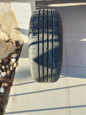 אביזרים 4x4 צמיגים וג`אנטים גלגל לרכב  