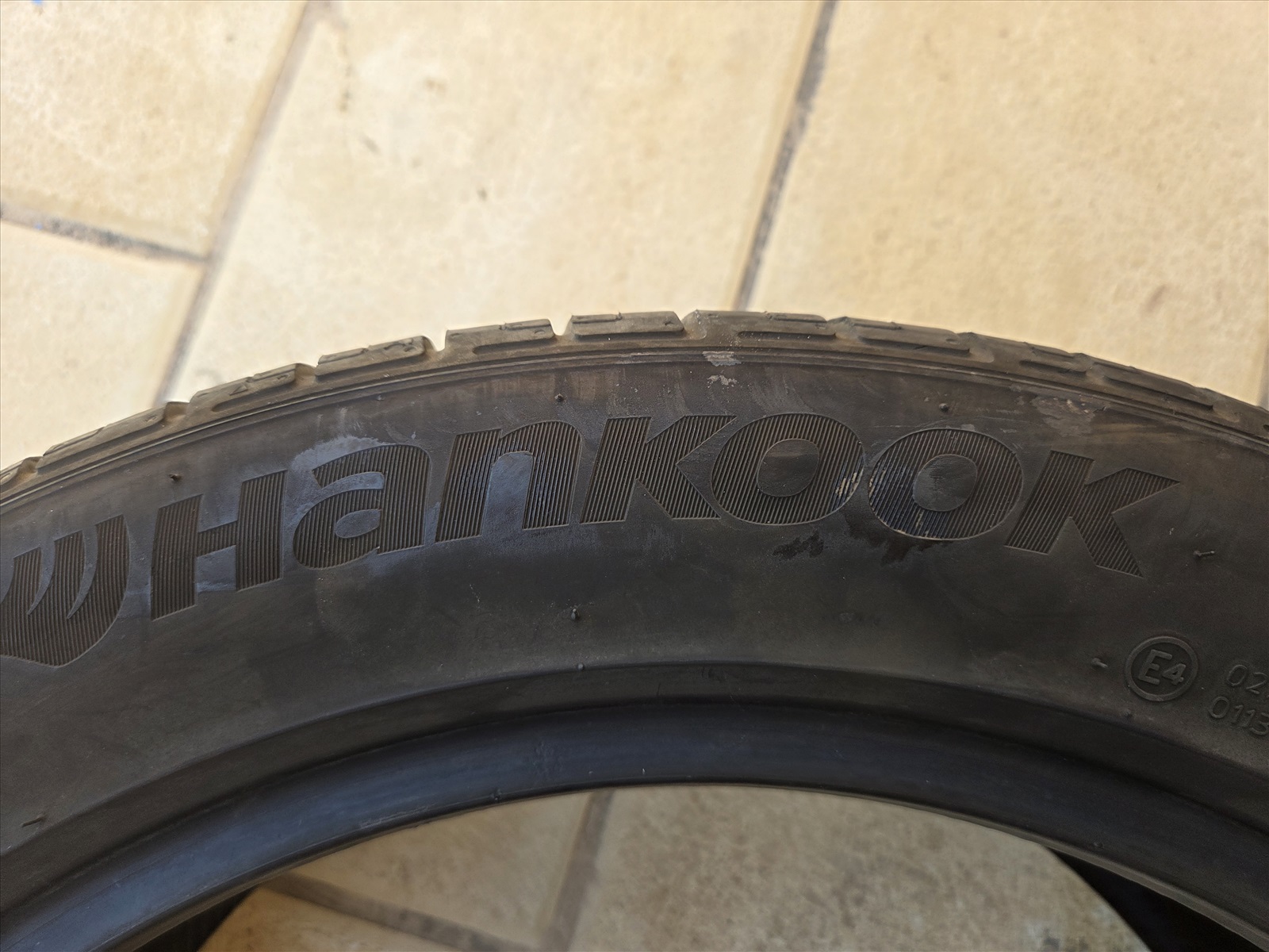 תמונה 3, צמיג 235/50R19  99V | אביזרים פרטיות | צמיגים וג`אנטים