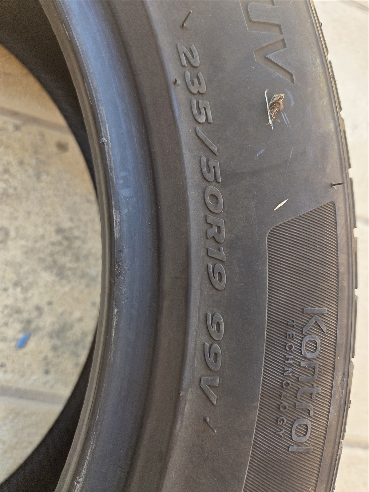 תמונה 2, צמיג 235/50R19  99V | אביזרים פרטיות | צמיגים וג`אנטים