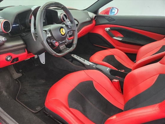 תמונה 5 ,Ferrari F8 Tributo COUPE יד 2 2022 3500 ק"מ