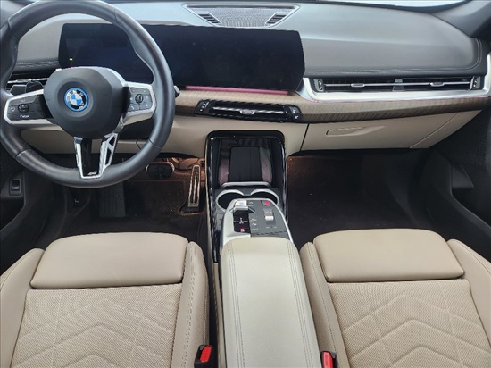 תמונה 5 ,Bmw IX-1 Xdrive30 M-SPORT יד 2 2023 14000 ק"מ