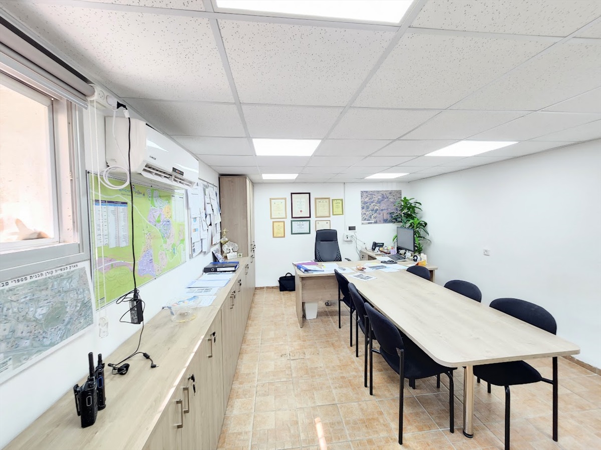תמונה 1, משרדים למכירה, בן גוריון, מרכז במעלות תרשיחא