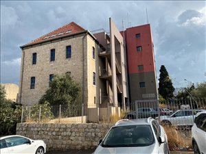 בניינים מכירה בחיפה קיבוץ גלויות 
