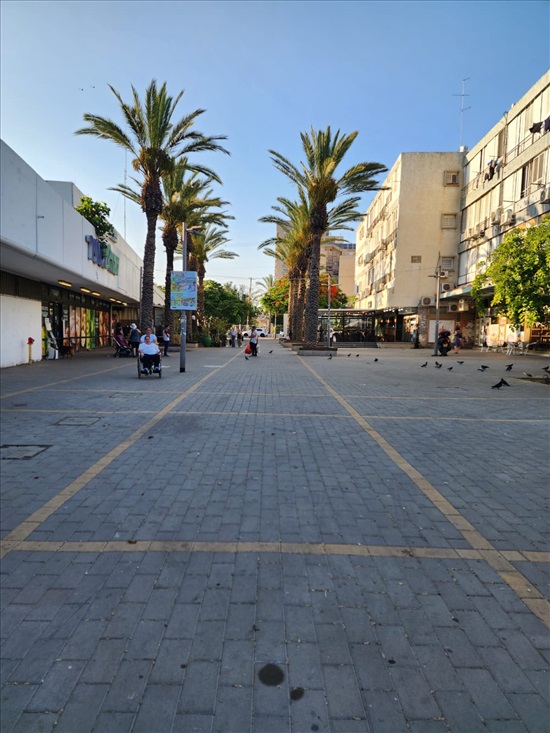 תמונה 2 ,חנויות למכירה, כיכר וייצמן, מרכז בחולון