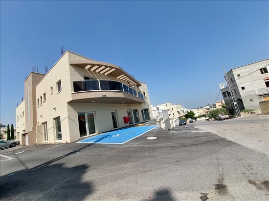 תמונה 2, עסקים להשכרה, אלזיתון , בכניסה הצפונית בכאבול
