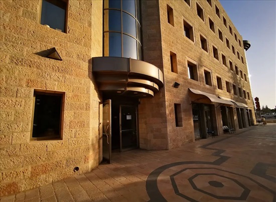 תמונה 1 ,משרדים להשכרה, דניאל ינובסקי, ארמון הנציב בירושלים