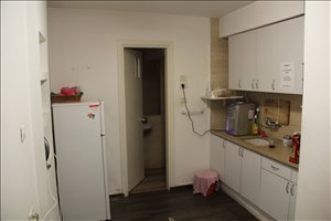 מחסנים להשכרה, זכרון יעקב, תל אביב יפו  