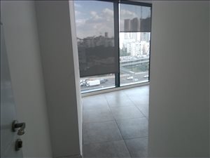 קליניקות להשכרה, דרך מנחם בגין 156,... 