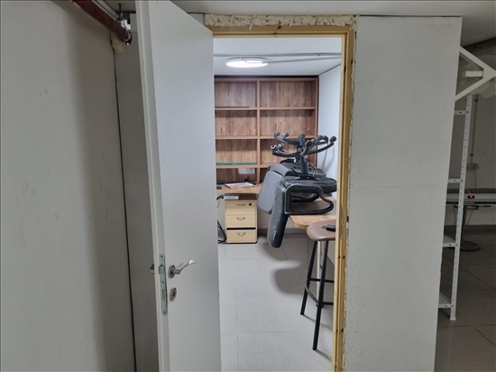 תמונה 3 ,מחסנים להשכרה, הרצל 35, שעריים מגדלי אי קיו ברחובות 
