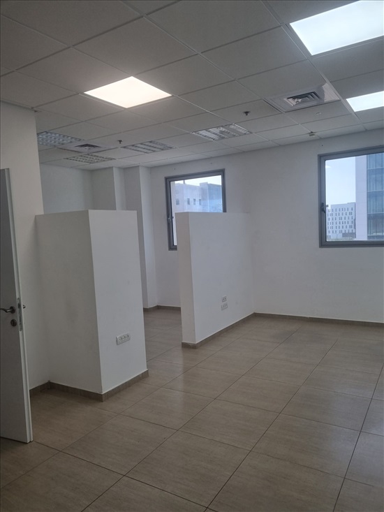 תמונה 2 ,מחסנים להשכרה, אלי הורוביץ, פארק הורוביץ ברחובות