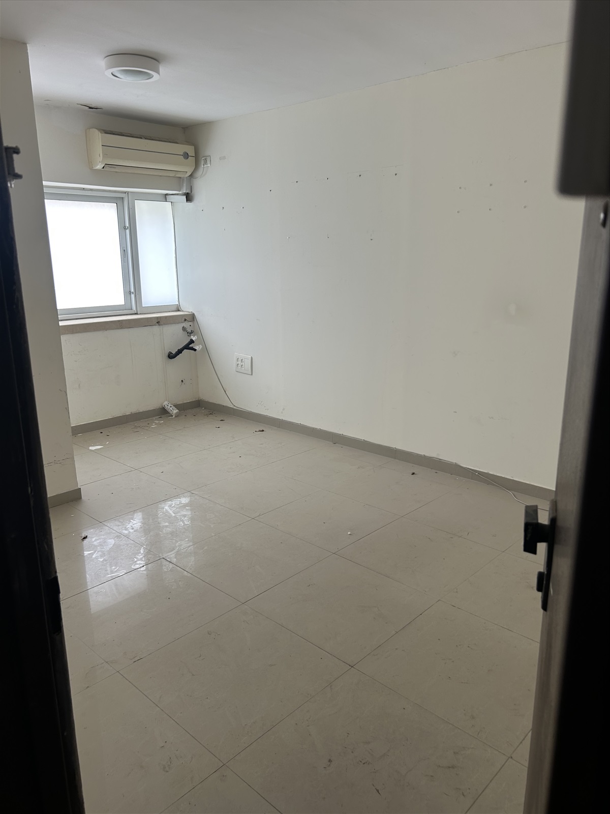 תמונה 1, משרדים להשכרה, סוקולוב, מרכז העיר בחולון