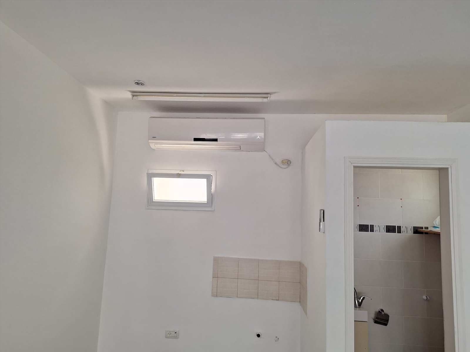 תמונה 1, חנויות להשכרה, שדי חמד, קרית ספר במודיעין עילית