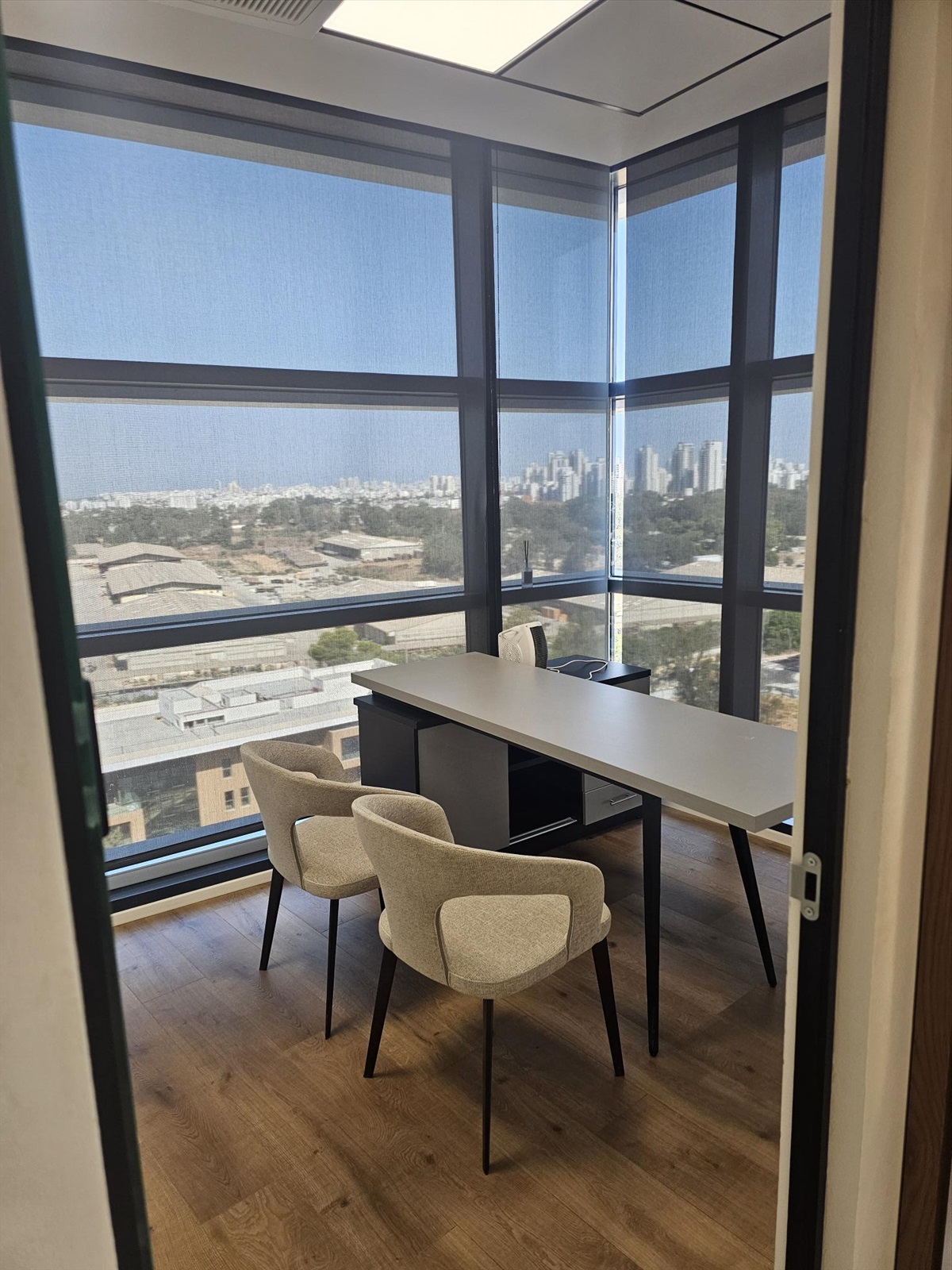 תמונה 2, משרדים להשכרה, עמק 2, שפלה  בבאר יעקב
