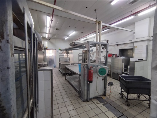 תמונה 2 ,מבני תעשיה להשכרה, מבנה עם תשתיות מטבח ואישורים כ210 מר  התעשייה רעננה