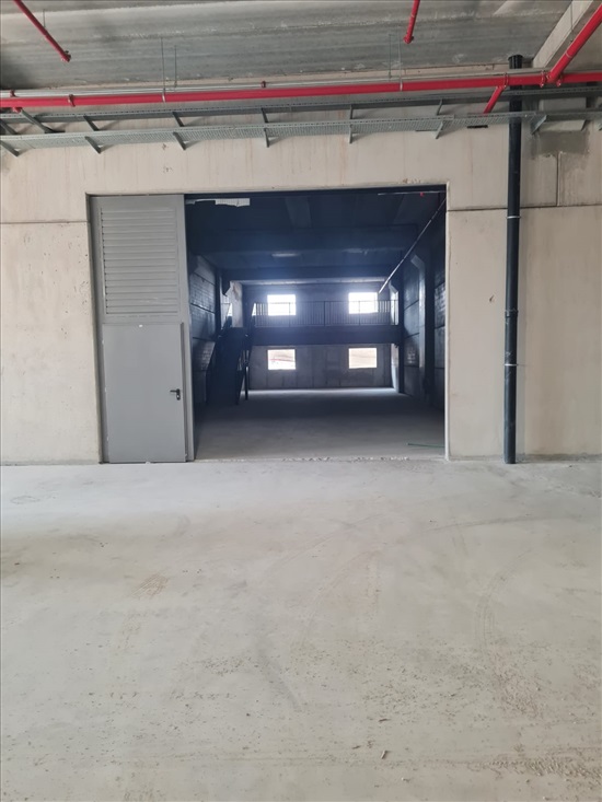 תמונה 2 ,מחסנים להשכרה, בשוק של פתח תקווה, הנגישות למשאיות כבדות (40 פיט) קרית אריה פתח תקווה