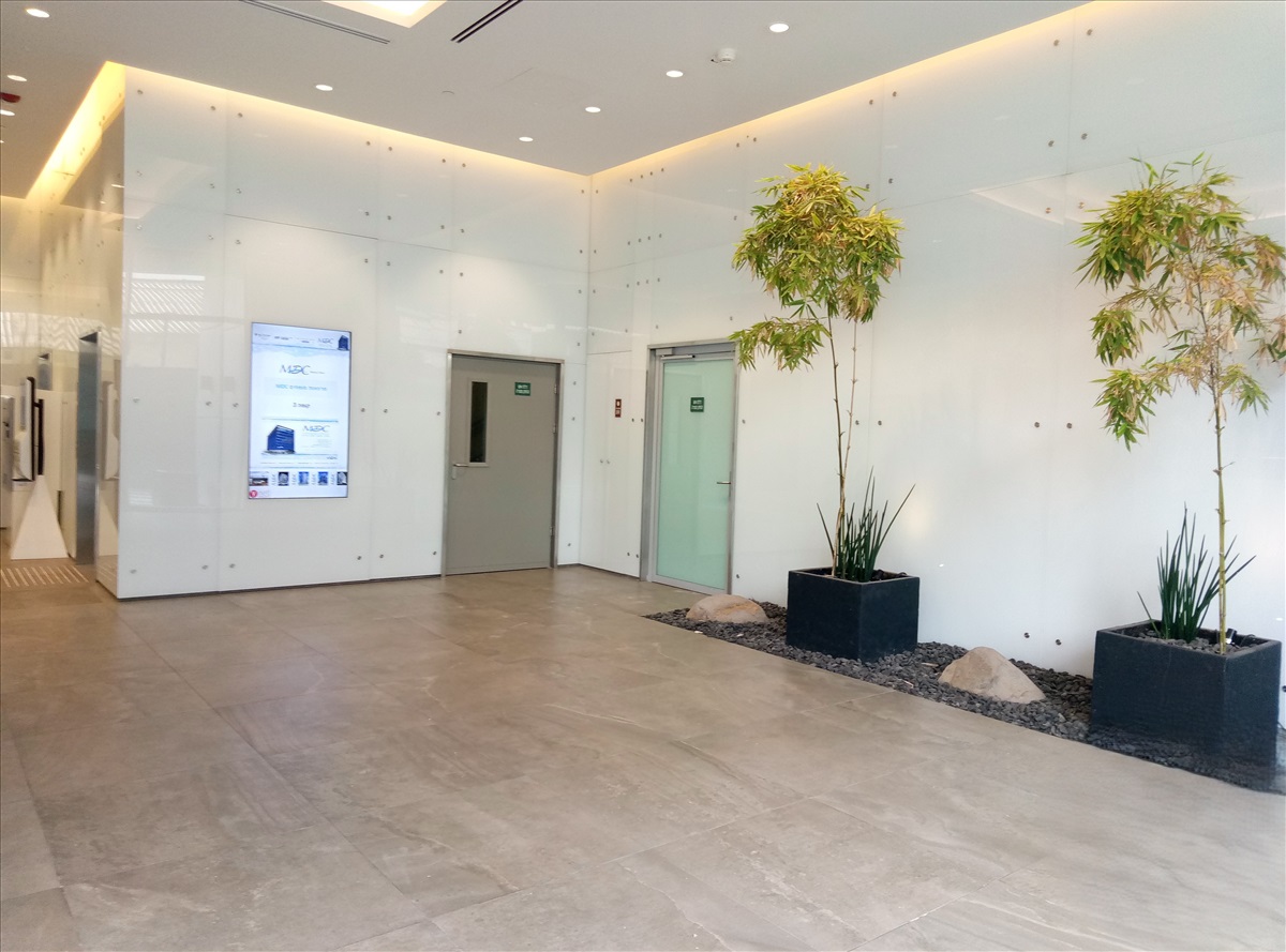 תמונה 1, חנויות להשכרה, הברזל חנות 235 מר בקומת קרקע חזית לרחוב רמת החייל תל אב...